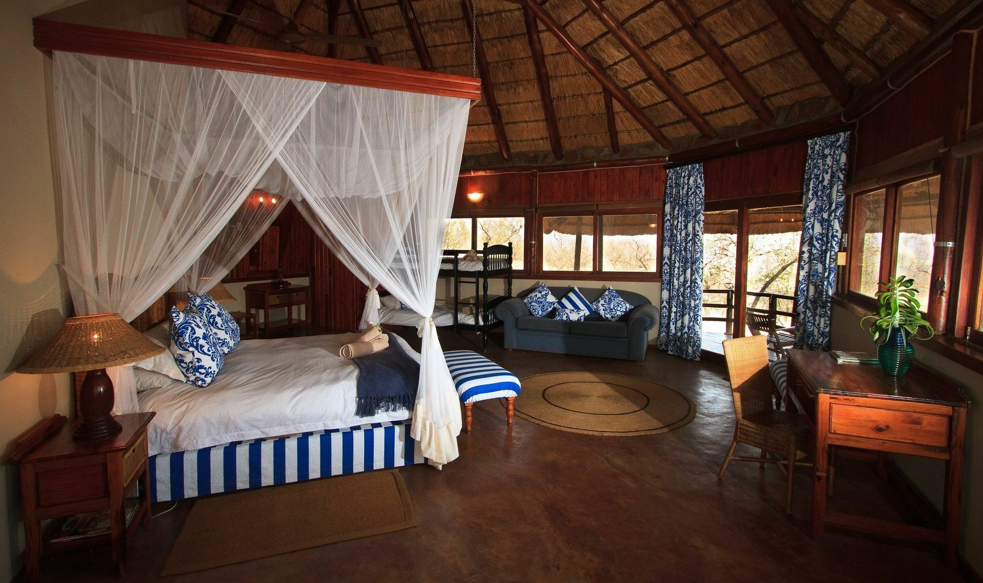 Shayamoya Tiger Fishing And Game Lodge Понгола Екстериор снимка